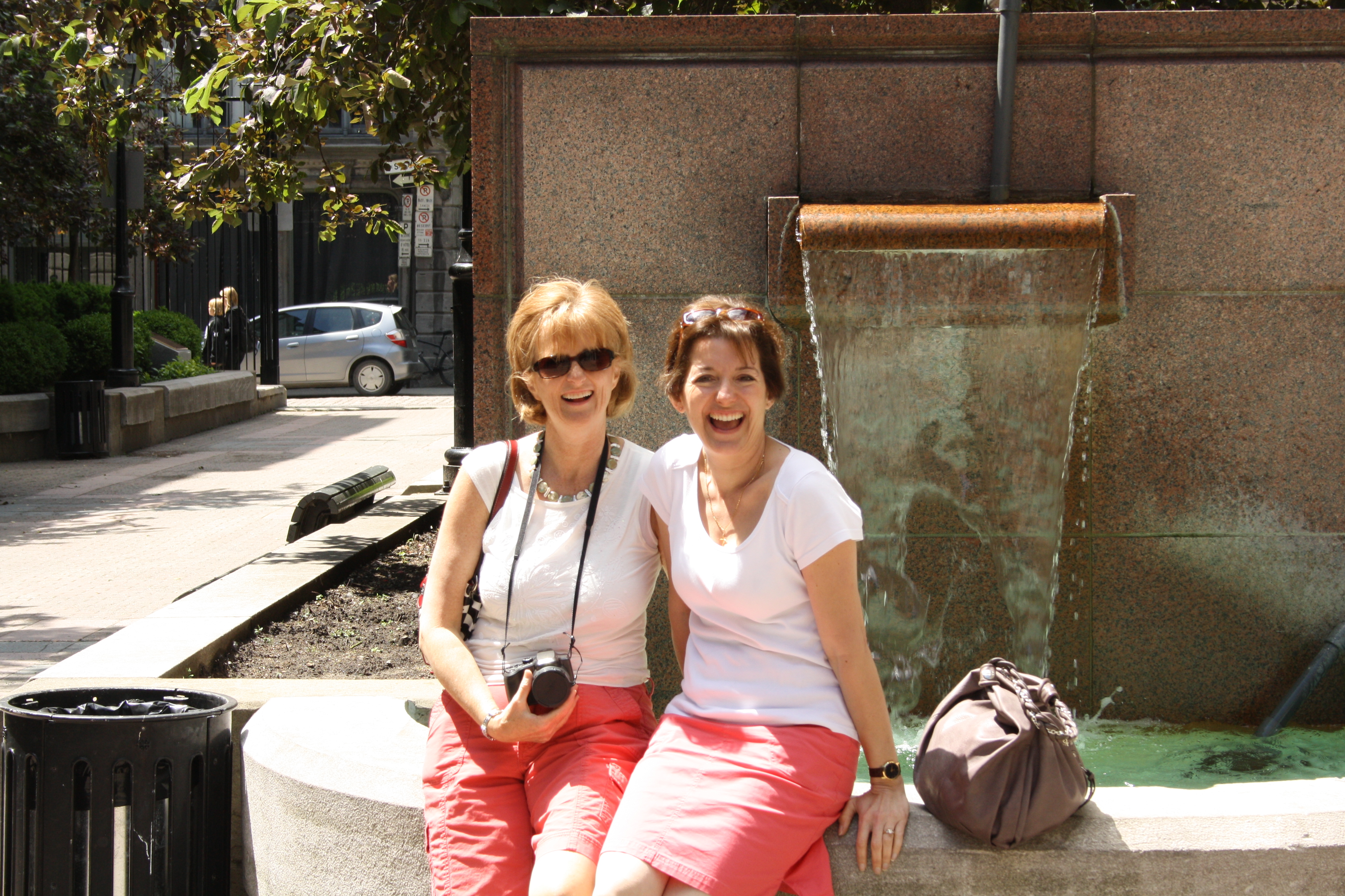 two friends enjoying a beautiful day in Montreal